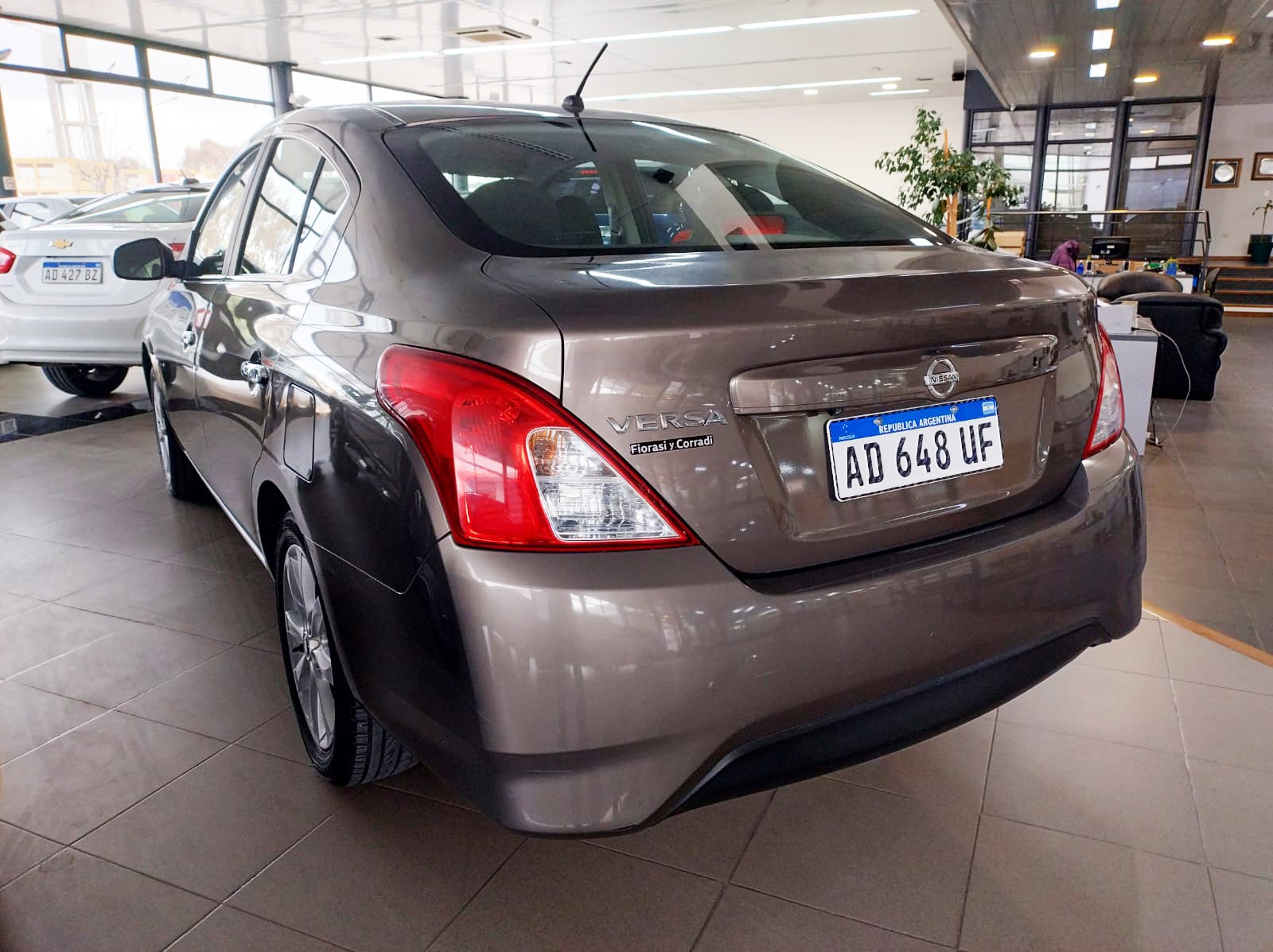 NISSAN VERSA ADVANCE 2019