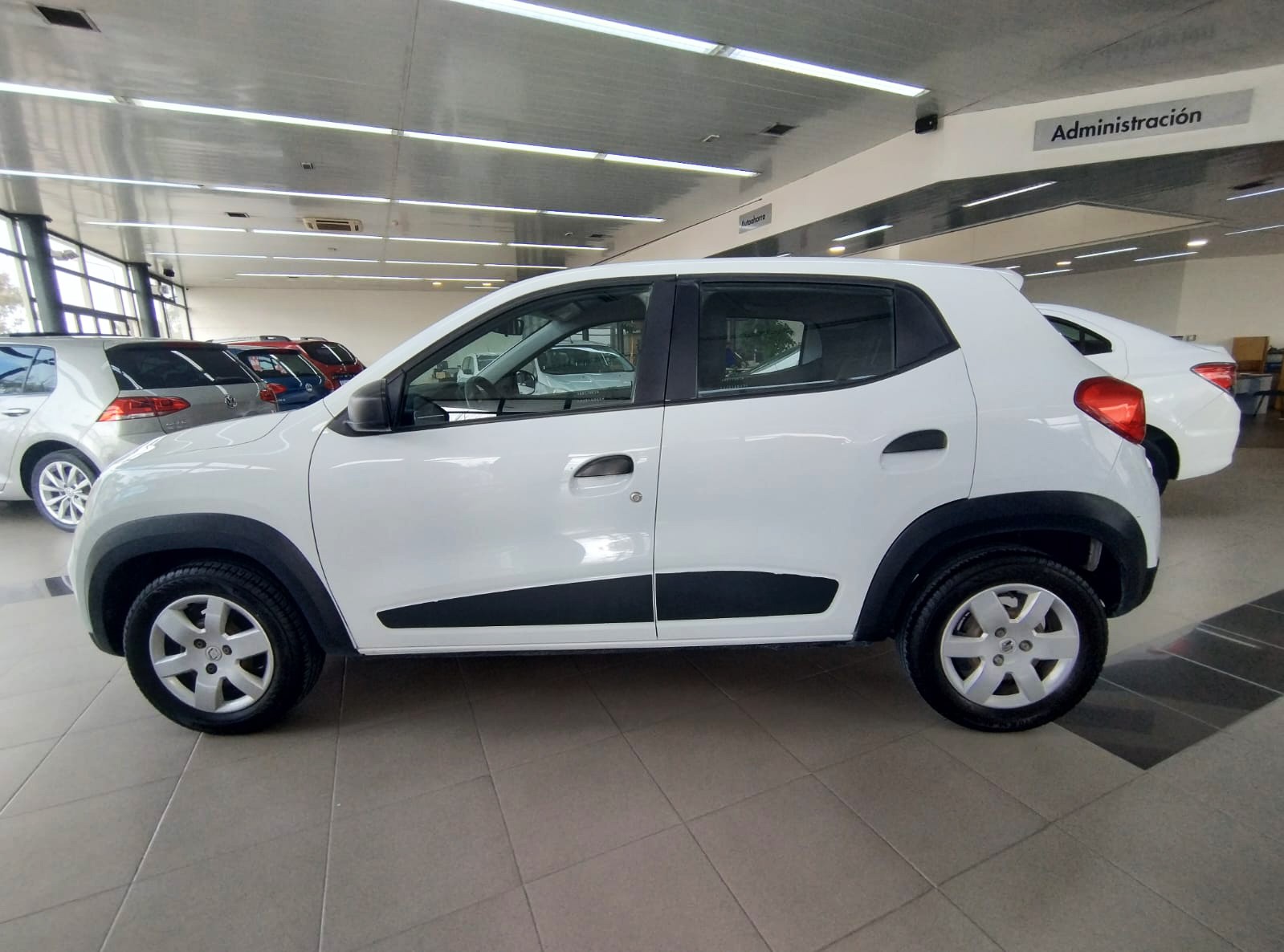 RENAULT KWID ZEN 2018