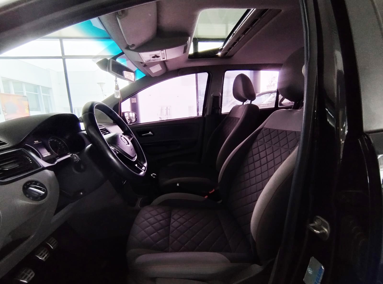 VW FOX HIGHLINE 2016