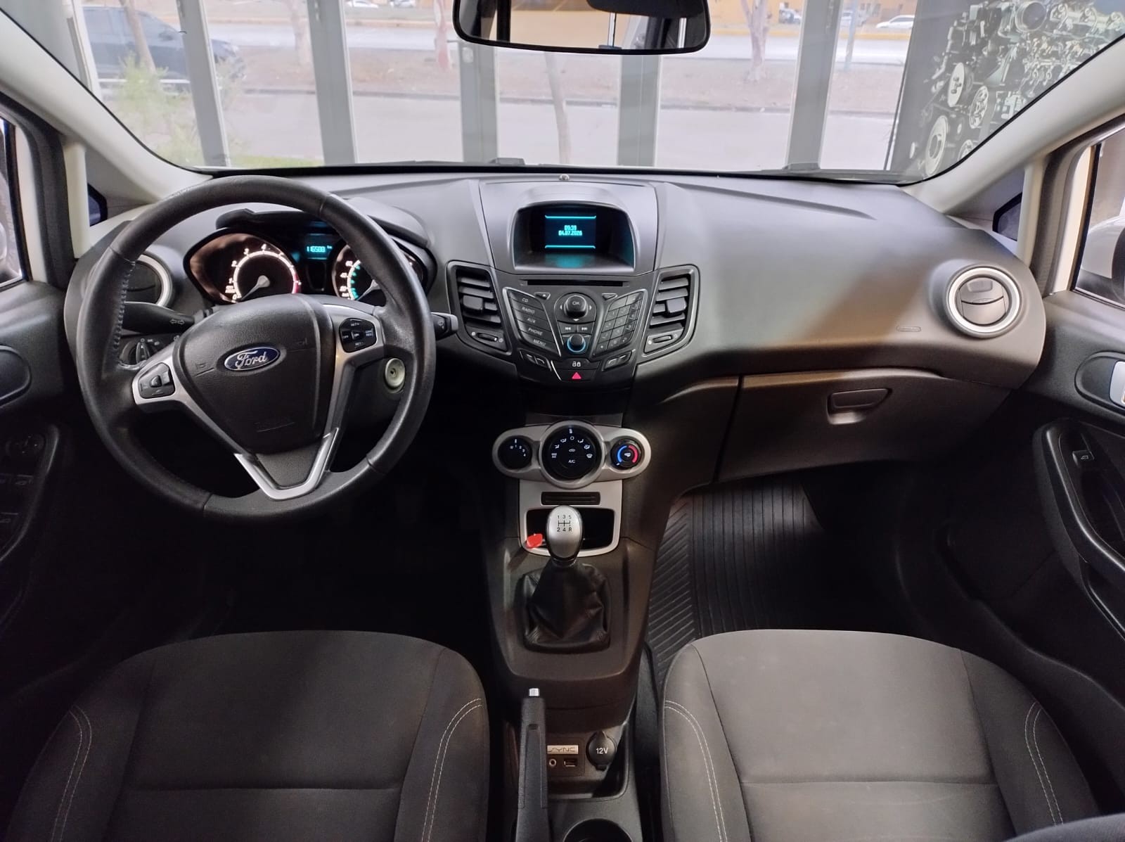 FORD FIESTA SE 2017